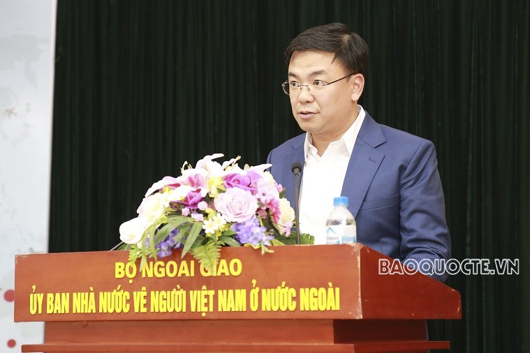 Thứ trưởng, Chủ nhiệm Ủy ban Phạm Quang Hiệu phát biểu khai mạc Hội thảo. (Ảnh: Trung Hiếu) Thứ trưởng, Chủ nhiệm Ủy ban Phạm Quang Hiệu phát biểu khai mạc Hội thảo. (Ảnh: Trung Hiếu)