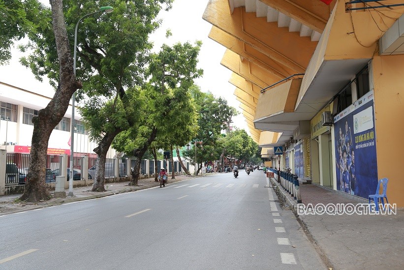 Hà Nội phố trong mùa Covid… (Ảnh: Trung Hiếu) Hà Nội phố trong mùa Covid… (Ảnh: Trung Hiếu)