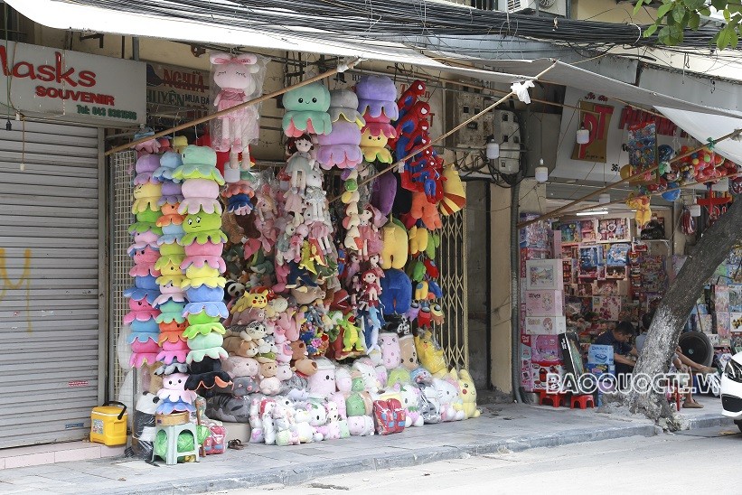 Hà Nội phố trong mùa Covid… (Ảnh: Trung Hiếu) Hà Nội phố trong mùa Covid… (Ảnh: Trung Hiếu)