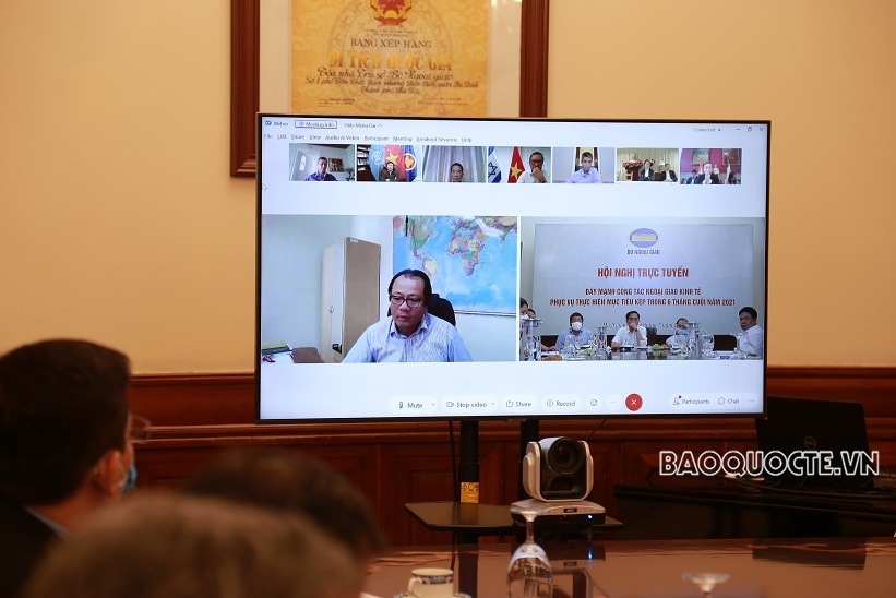 Hội nghị trực tuyến đẩy mạnh công tác ngoại giao kinh tế phục vụ thực hiện mục tiêu kép Hội nghị trực tuyến đẩy mạnh công tác ngoại giao kinh tế phục vụ thực hiện mục tiêu kép