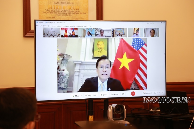 Hội nghị trực tuyến đẩy mạnh công tác ngoại giao kinh tế phục vụ thực hiện mục tiêu kép Hội nghị trực tuyến đẩy mạnh công tác ngoại giao kinh tế phục vụ thực hiện mục tiêu kép