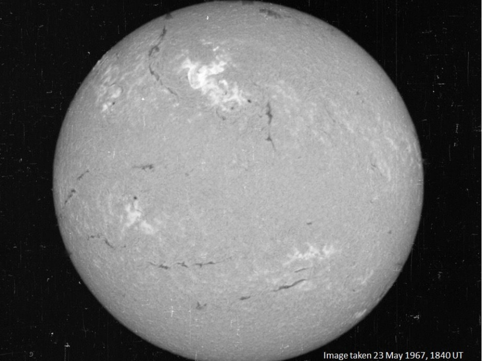 Bão Mặt Trời từng suýt gây ra chiến tranh hạt nhân