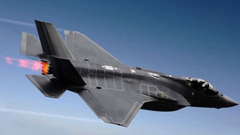 Ký hợp đồng không theo thông lệ, Thụy Sỹ có thể mất cả đống tiền nếu tiêm kích tốt nhất thế giới F-35 từ Mỹ không cập bến đúng hạn