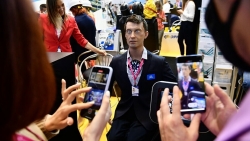 Robot giống hệt người được giới thiệu tại diễn đàn ARMY-2021