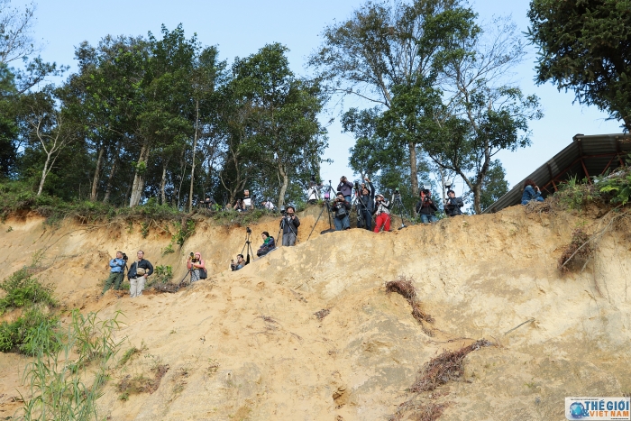 hoang su phi dep me hon trong mua lua chin