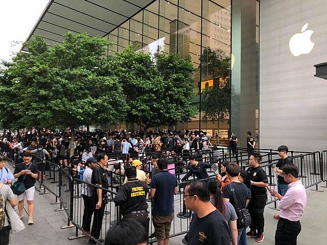 Dân buôn Việt nhận đặt trước iPhone 12 đoán giá hơn 100 triệu đồng dan buon viet nhan dat truoc iphone 12 doan gia hon 100 trieu dong