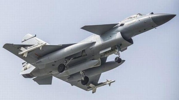 Mỹ so sánh chiến đấu cơ Nga và tiêm kích Trung Quốc