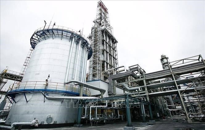 Nga cảnh báo ngừng cung cấp dầu cho những nước áp giá trần đối với dầu Nga