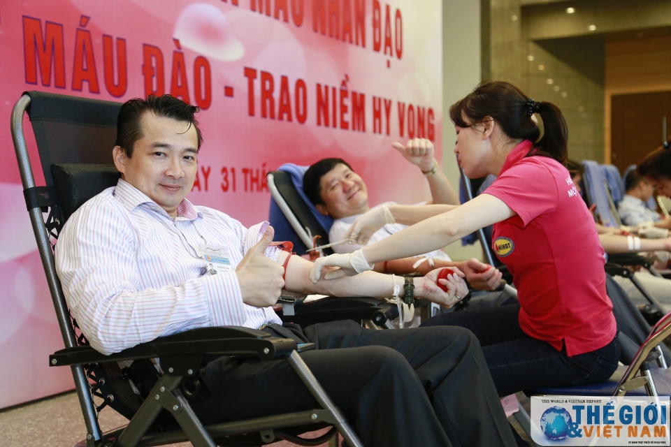 Cán bộ Bộ Ngoại giao tích cực tham gia Ngày hội hiến máu cứu người can bo bo ngoai giao tich cuc tham gia ngay hoi hien mau cuu nguoi