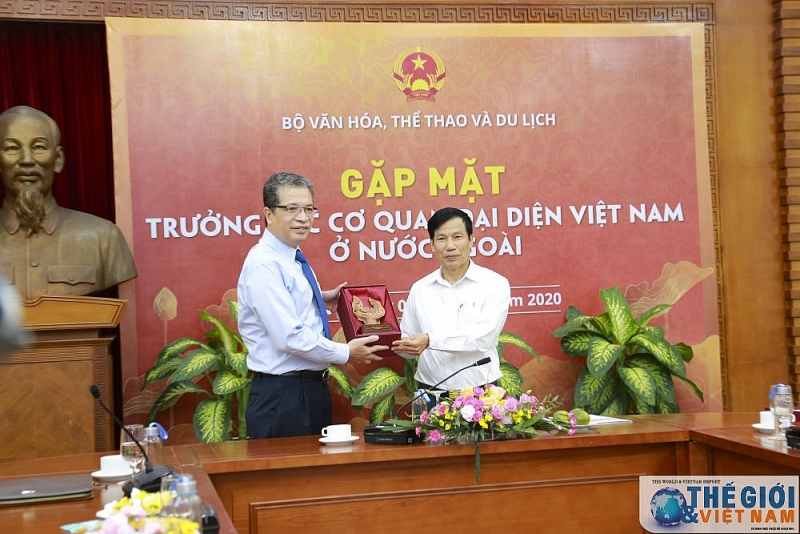 doan truong co quan dai dien viet nam o nuoc ngoai lam viec tai bo van hoa the thao va du lich