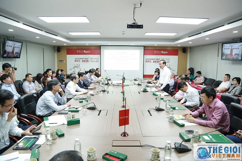 doan truong co quan dai dien viet nam o nuoc ngoai lam viec tai tong cong ty thuong mai ha noi