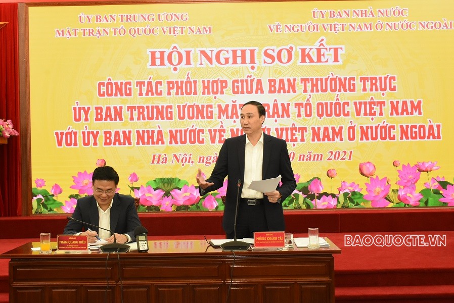 Hội nghị sơ kết công tác phối hợp giữa Ban Thường trực Ủy ban Trung ương Mặt trận Tổ quốc Việt Nam và Ủy ban Nhà nước về người Việt Nam ở nước ngoài Hội nghị sơ kết công tác phối hợp giữa Ban Thường trực Ủy ban Trung ương Mặt trận Tổ quốc Việt Nam và Ủy ban Nhà nước về người Việt Nam ở nước ngoài