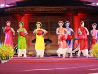 lhp kim ma 2016 pham bang bang ra ve tay trang