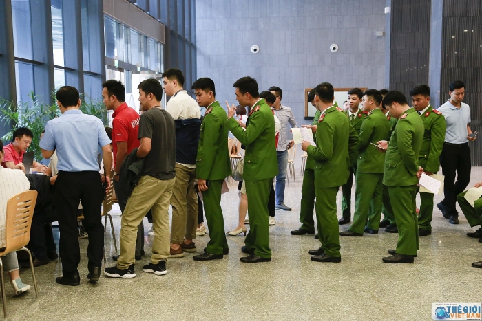 bo ngoai giao to chuc ngay hoi hien mau nhan dao