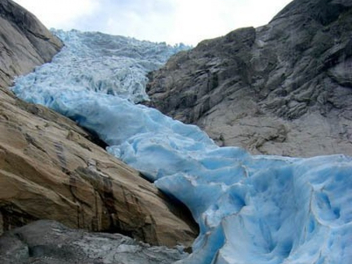 Biến đổi khí hậu có thể gây ra những vụ lở tuyết khủng khiếp
