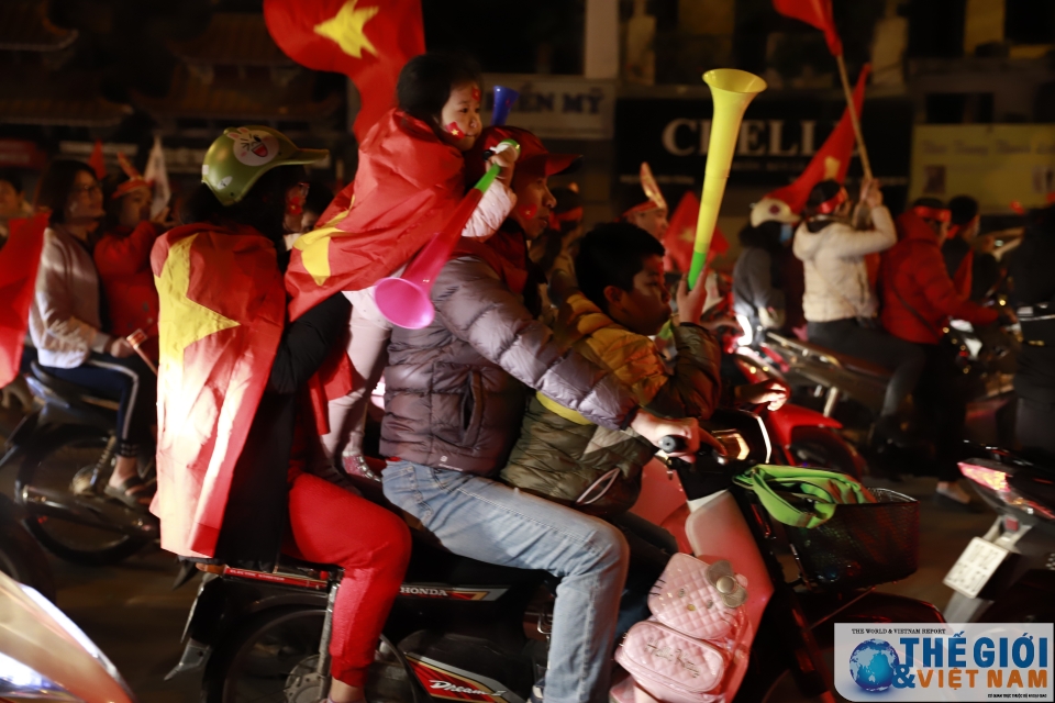 nhung neo duong ngap tran co do