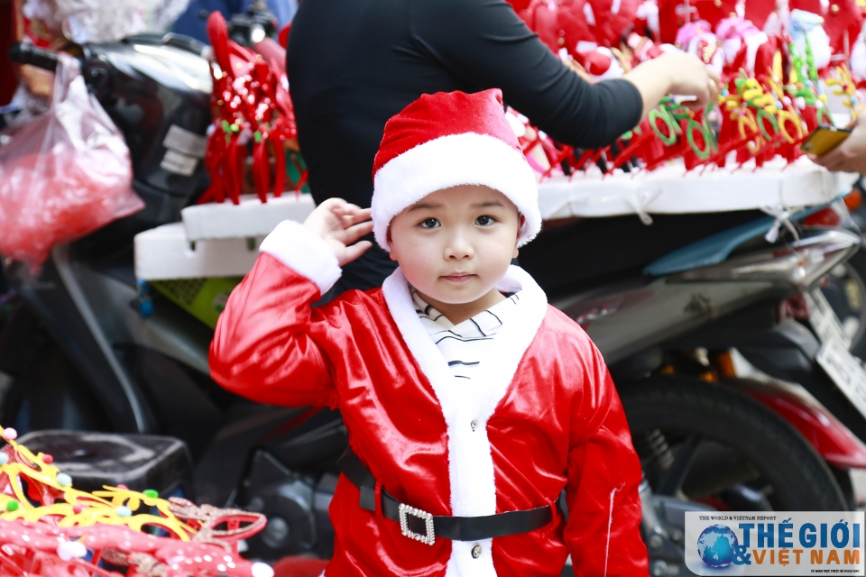 Hà Nội rộn ràng đón Lễ Giáng Sinh ha noi ron rang don le giang sinh