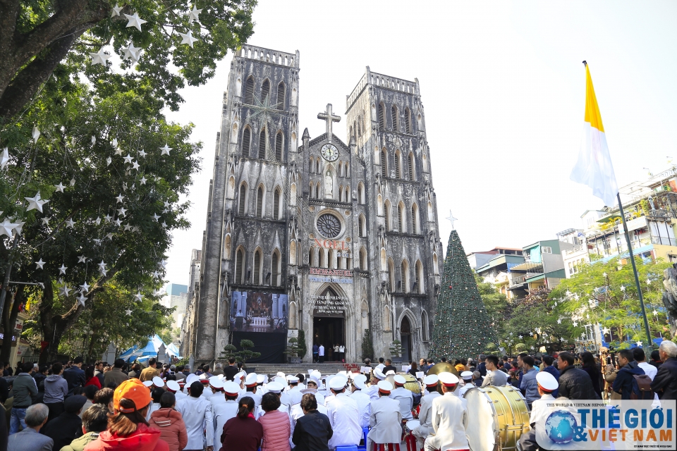 Hà Nội rộn ràng đón Lễ Giáng Sinh ha noi ron rang don le giang sinh