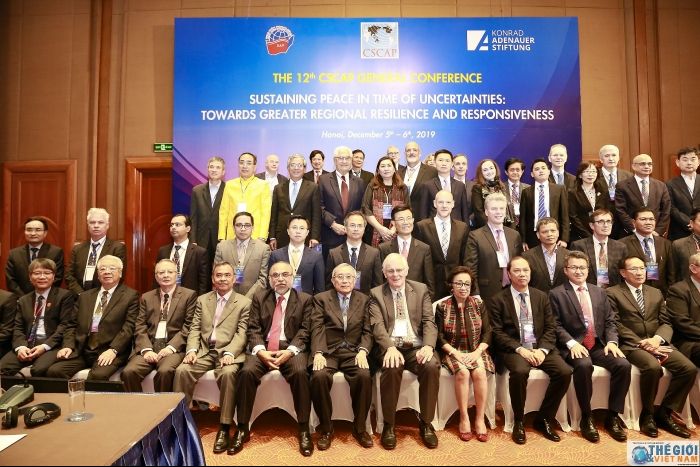 Hơn 200 đại biểu dự Hội thảo về duy trì hòa bình trong thời kỳ biến động