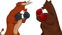 Thị trường chứng khoán ngày 4/5: Cú đảo chiều ngoạn mục cuối phiên