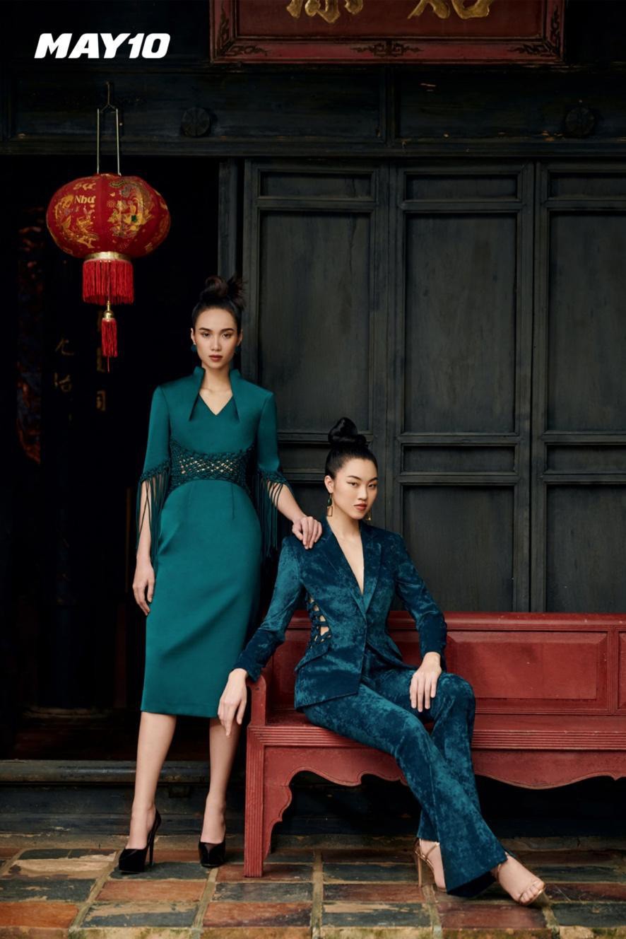 Symphony No.10 sử dụng những gam màu trầm ấm như be, nâu, xanh lá, xanh tím than, đen… màu của thiên nhiên, của cây cối, của đất trời, màu gỗ của đàn cổ, những gam màu nhẹ nhàng, đưa đến cảm giác thoải mái, êm đềm. Symphony No.10 sử dụng những gam màu trầm ấm như be, nâu, xanh lá, xanh tím than, đen… màu của thiên nhiên, của cây cối, của đất trời, màu gỗ của đàn cổ, những gam màu nhẹ nhàng, đưa đến cảm giác thoải mái, êm đềm.