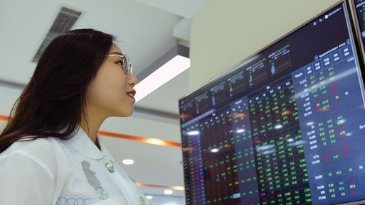 Thị trường chứng khoán ngày 23/9 - Penny có biến