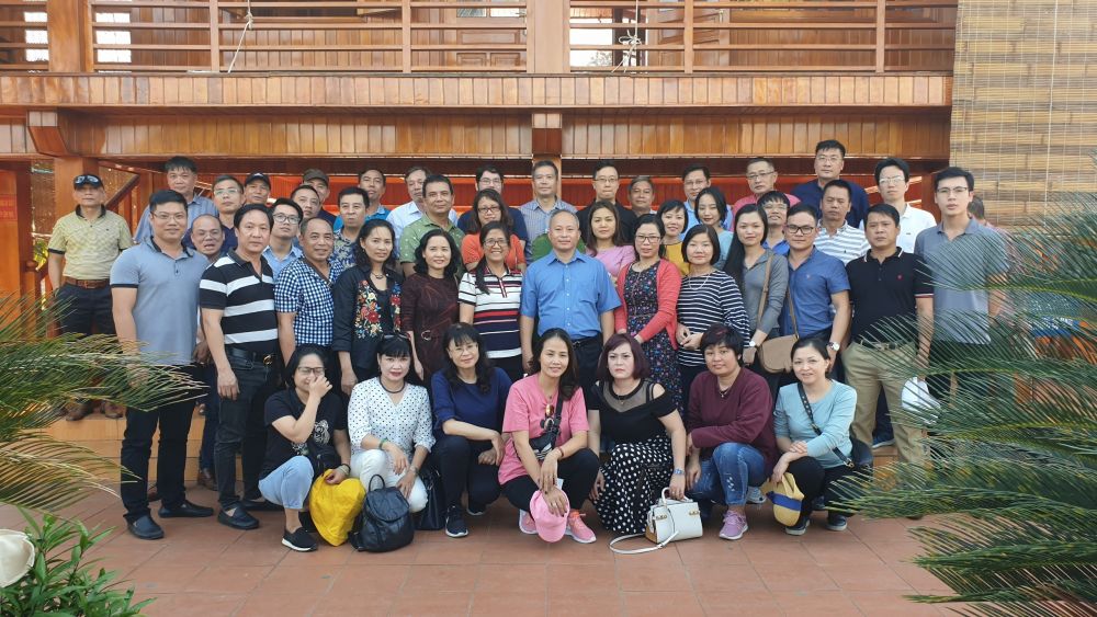 Công đoàn Bộ Ngoại giao dâng hương tưởng niệm Chủ tịch Hồ Chí Minh tại Yên Bái