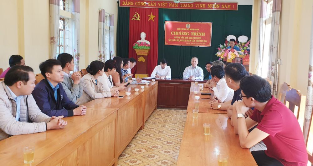 Hoạt động từ thiện ý nghĩa của Công đoàn Bộ Ngoại giao tại Yên Bái Hoạt động từ thiện ý nghĩa của Công đoàn Bộ Ngoại giao tại Yên Bái