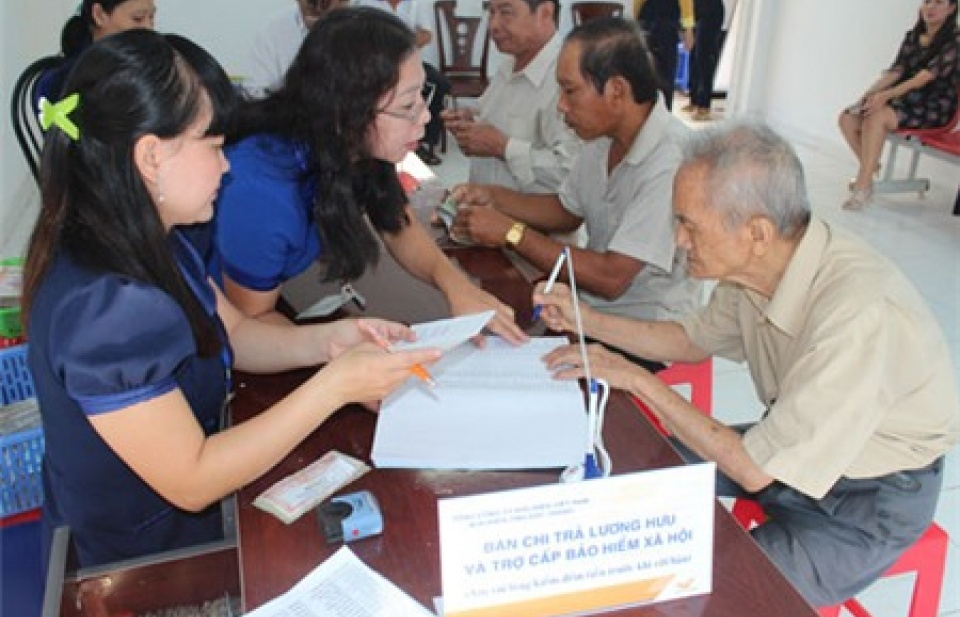 Thành lập Ban Chỉ đạo Trung ương về cải cách chính sách tiền lương người có công