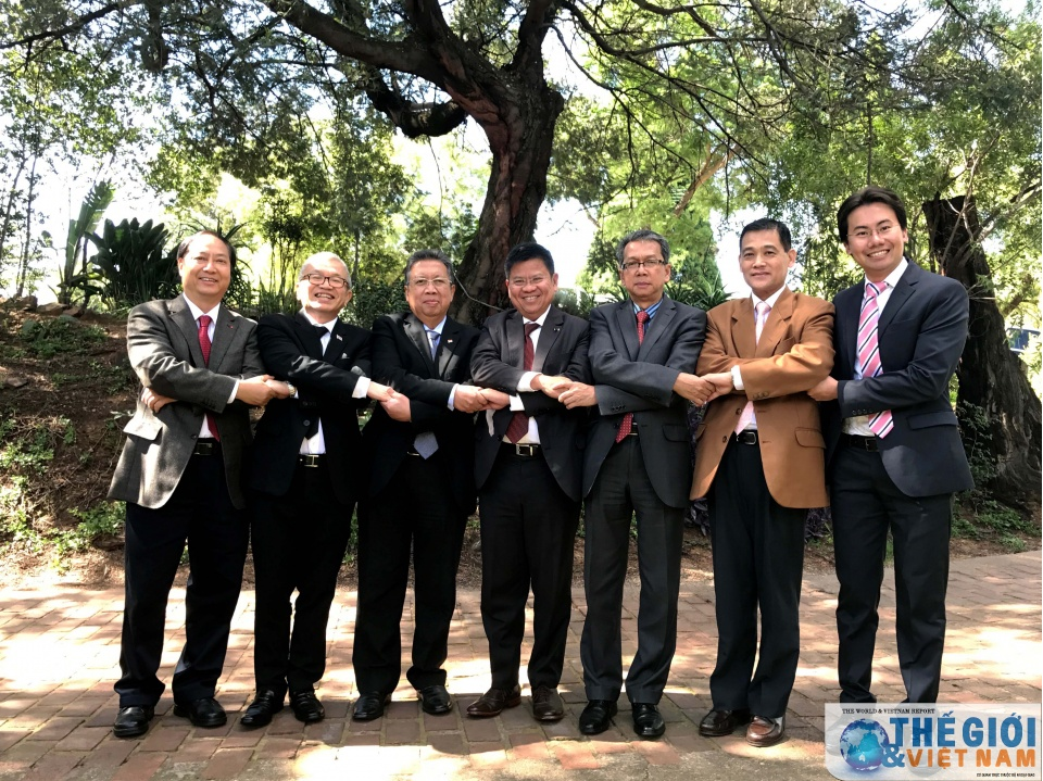 Đại sứ Việt Nam tại Nam Phi nhận bàn giao chức Chủ tịch APC