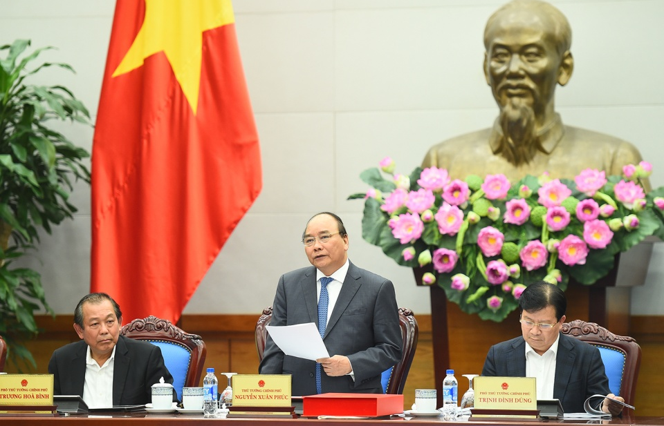 Tìm biện pháp giải quyết cơ bản ùn tắc giao thông