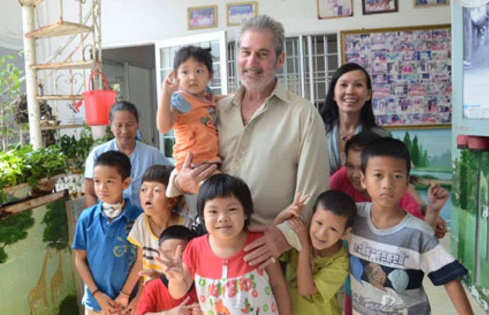 Giải quyết việc nuôi con nuôi trong tình hình mới