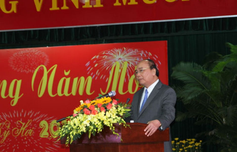 Thủ tướng chúc Tết lãnh đạo, nguyên lãnh đạo khu vực miền Trung