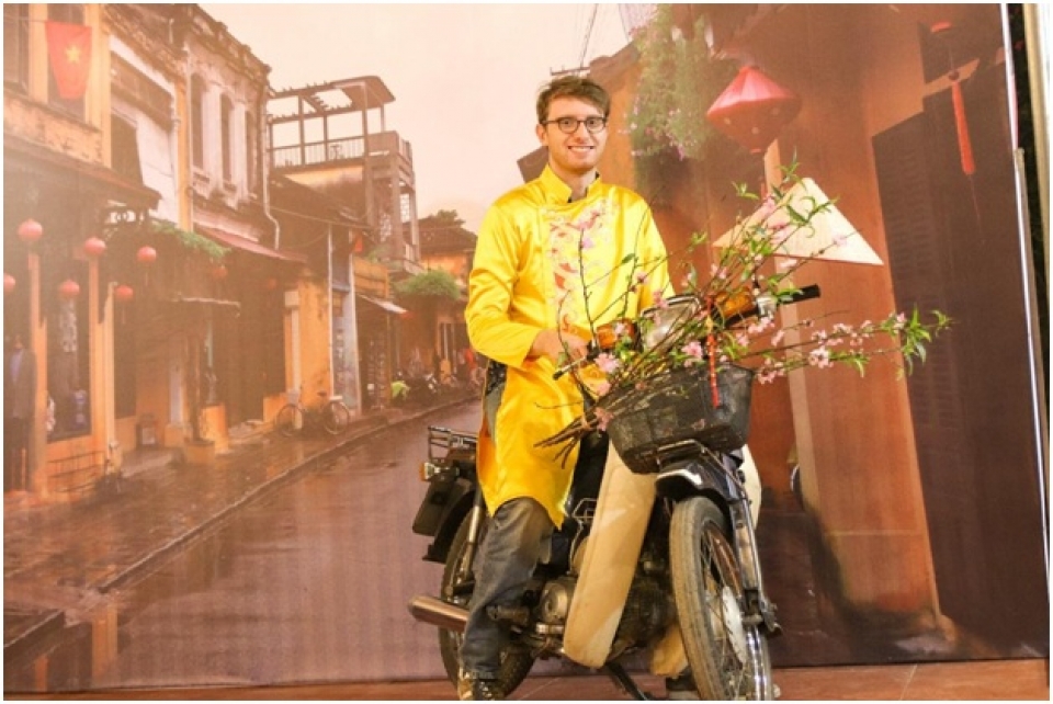 Tết Việt với cộng đồng người Ireland tại Việt Nam tet viet voi cong dong nguoi ireland tai viet nam