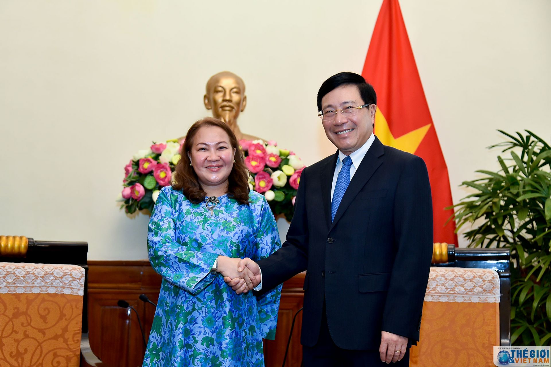 Phó Thủ tướng Phạm Bình Minh tiếp Đại sứ Malaysia Shariffah Norhana Syed Mustaffa pho thu tuong pham binh minh tiep dai su malaysia shariffah norhana syed mustaffa