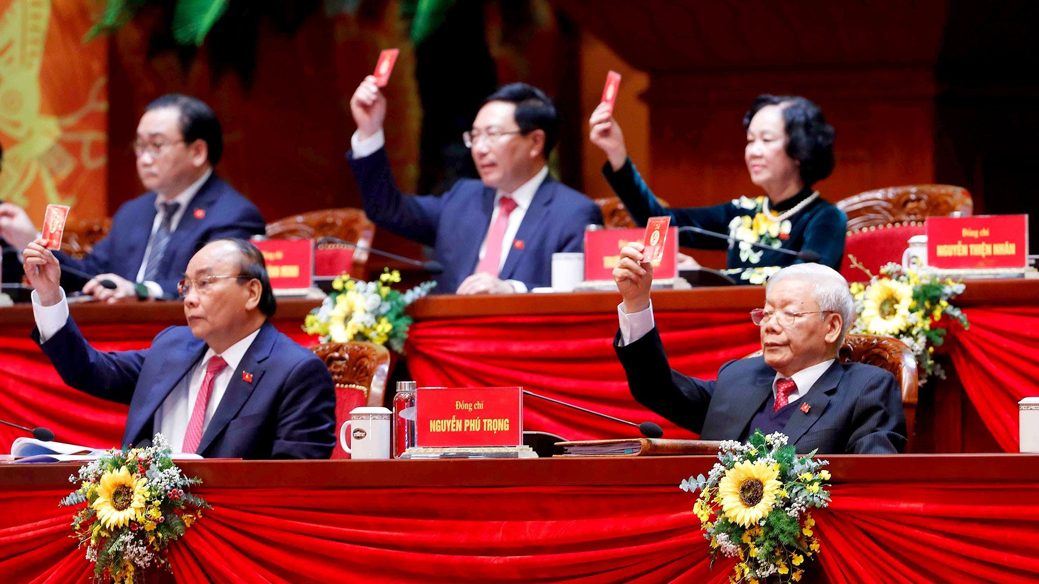 Đại hội XIII của Đảng thông qua các quy chế và chương trình làm việc