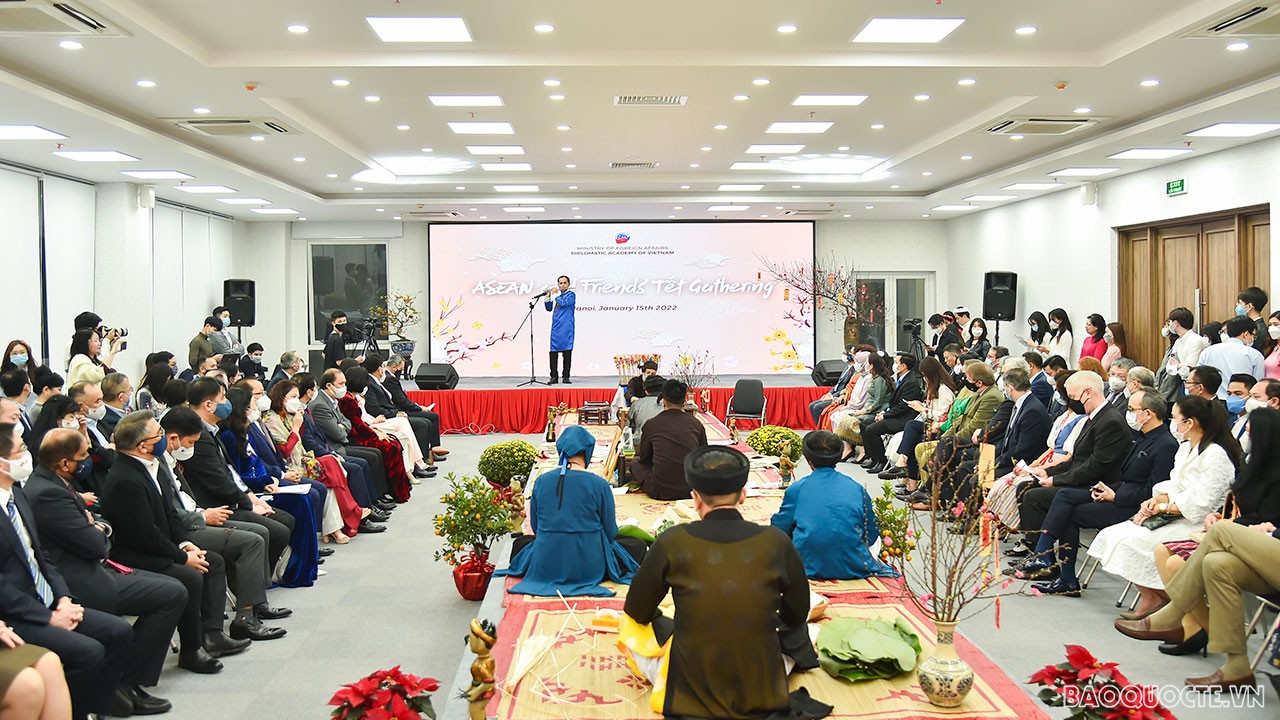 Giao lưu Tết: ASEAN và những người bạn