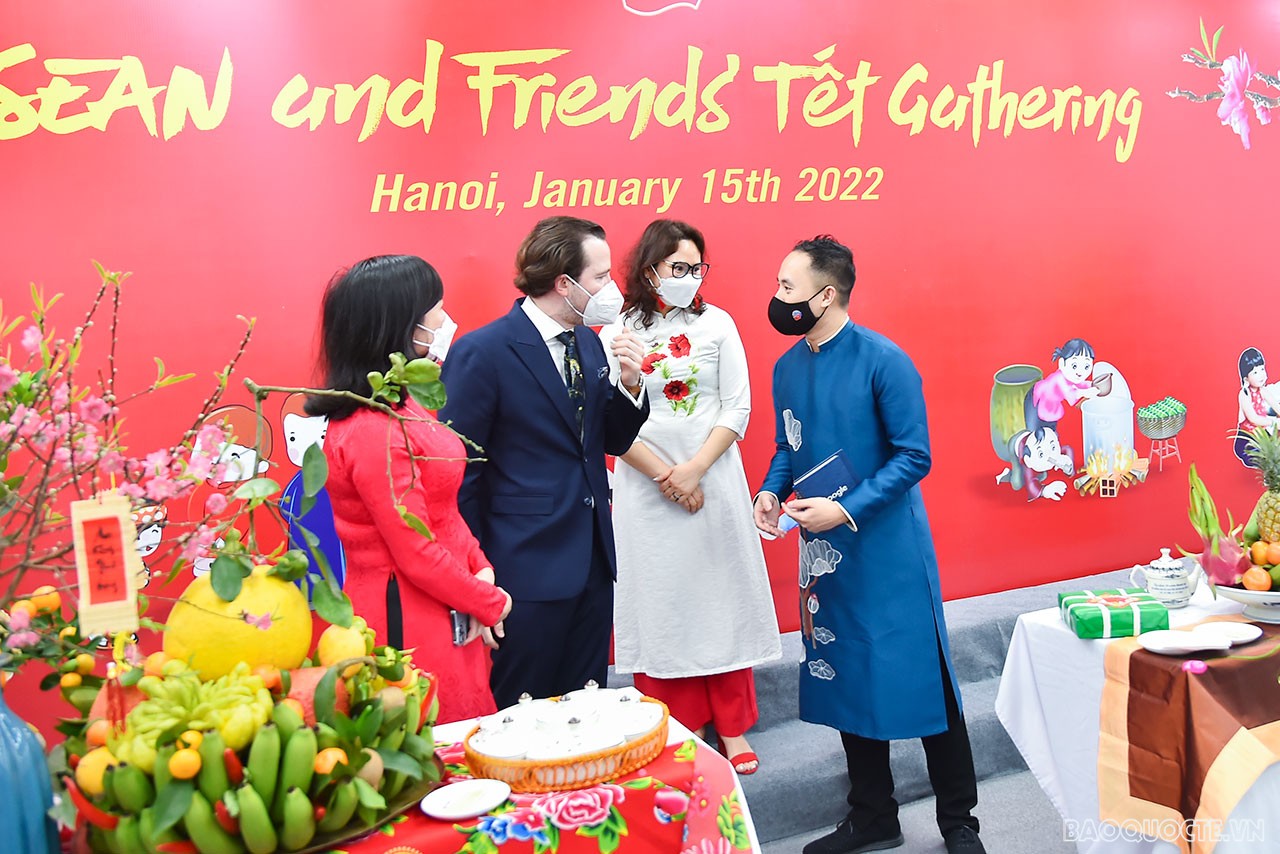 Giao lưu Tết: ASEAN và những người bạn