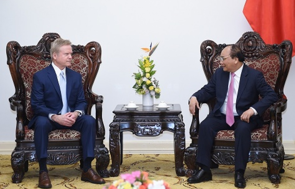 Thủ tướng tiếp cựu Thượng nghị sĩ Hoa Kỳ James Webb