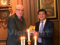 ngoai giao phong lan viet czech tai praha