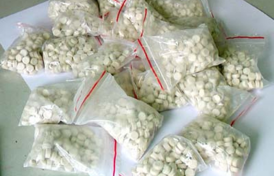 Biểu dương bắt giữ vụ vận chuyển 8kg ma túy tổng hợp tại Tân Sơn Nhất