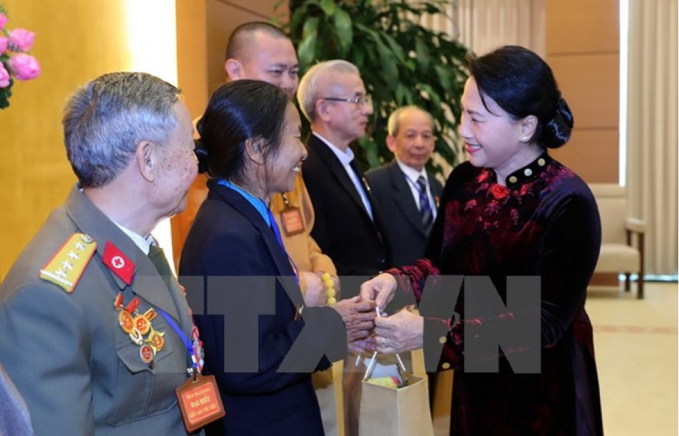 Chủ tịch Quốc hội tiếp đoàn công dân gương mẫu tỉnh Thanh Hóa