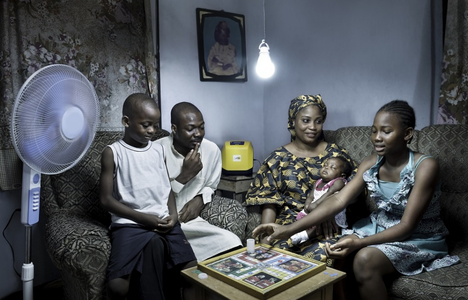 Truyền năng lượng cho tương lai châu Phi