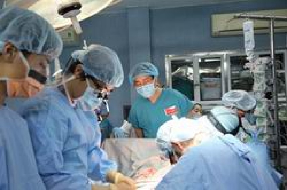 Thủ tướng khen tập thể giáo sư, bác sỹ thực hiện thành công ca ghép phổi đầu tiên tin nhap 20170223171009