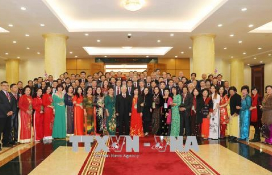 Tổng Bí thư tiếp đoàn kiều bào về đón Xuân Mậu Tuất 2018