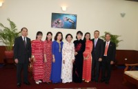 campuchia truong tieu hoc cua tre em goc viet huong muc tieu hoi nhap vao truong cong lap