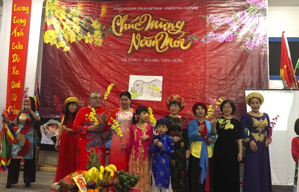Tràn ngập hương sắc Xuân Việt Nam tại Bologna, Italy
