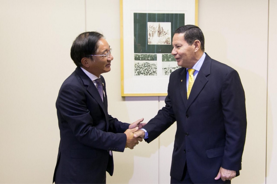 Đại sứ Đỗ Bá Khoa chào xã giao Phó Tổng thống Brazil dai su do ba khoa chao xa giao pho tong thong brazil