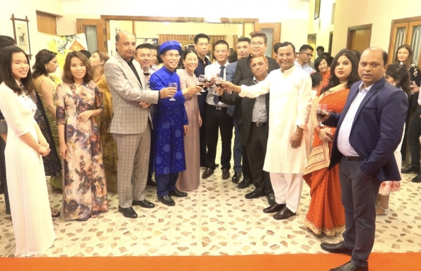 Buổi gặp mặt đầu Xuân Kỷ Hợi tại Bangladesh