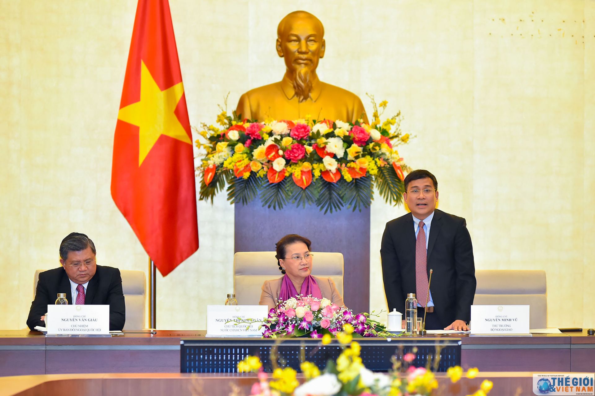 chu tich quoc hoi nguyen thi kim ngan tiep cac dai su chuan bi len duong nhan nhiem vu